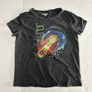 Elizabeth and James Journey T-Shirt Scarab Escape 1981, M